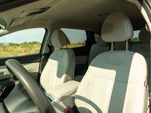 Used 2025 Hyundai Tucson SEL FWD image 12