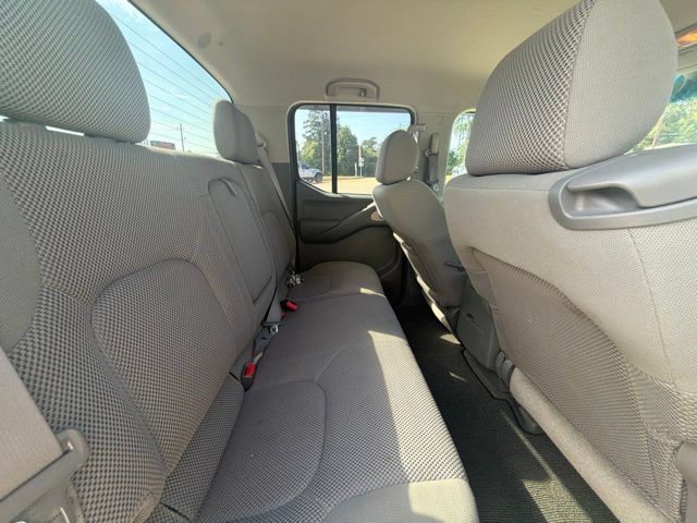 Used 2006 Nissan Frontier LE w/ (H01) Rockford Fosgate Pkg RWD image 13