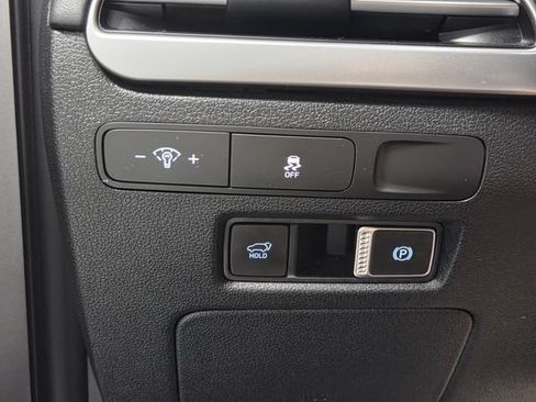 Certified 2025 Hyundai Palisade SEL FWD image 29