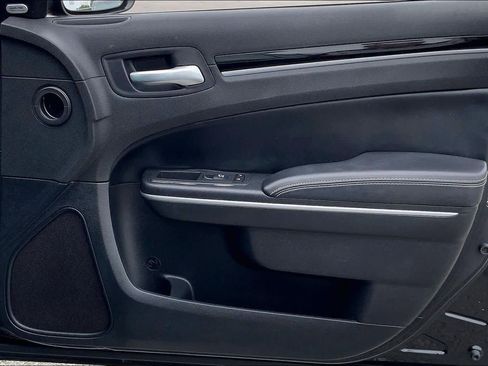 Used 2021 Chrysler 300 S image 22