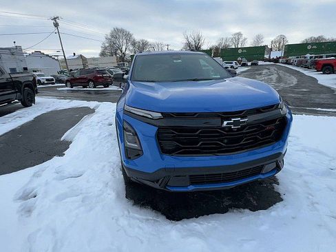 New 2026 Chevrolet Equinox RS image 4