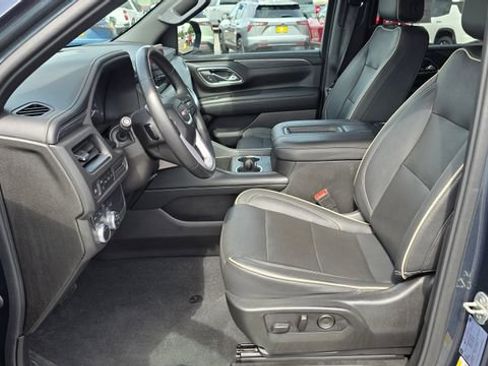 Used 2021 GMC Yukon XL SLT image 9