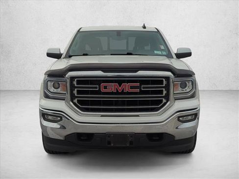 Used 2017 GMC Sierra 1500 SLE image 2