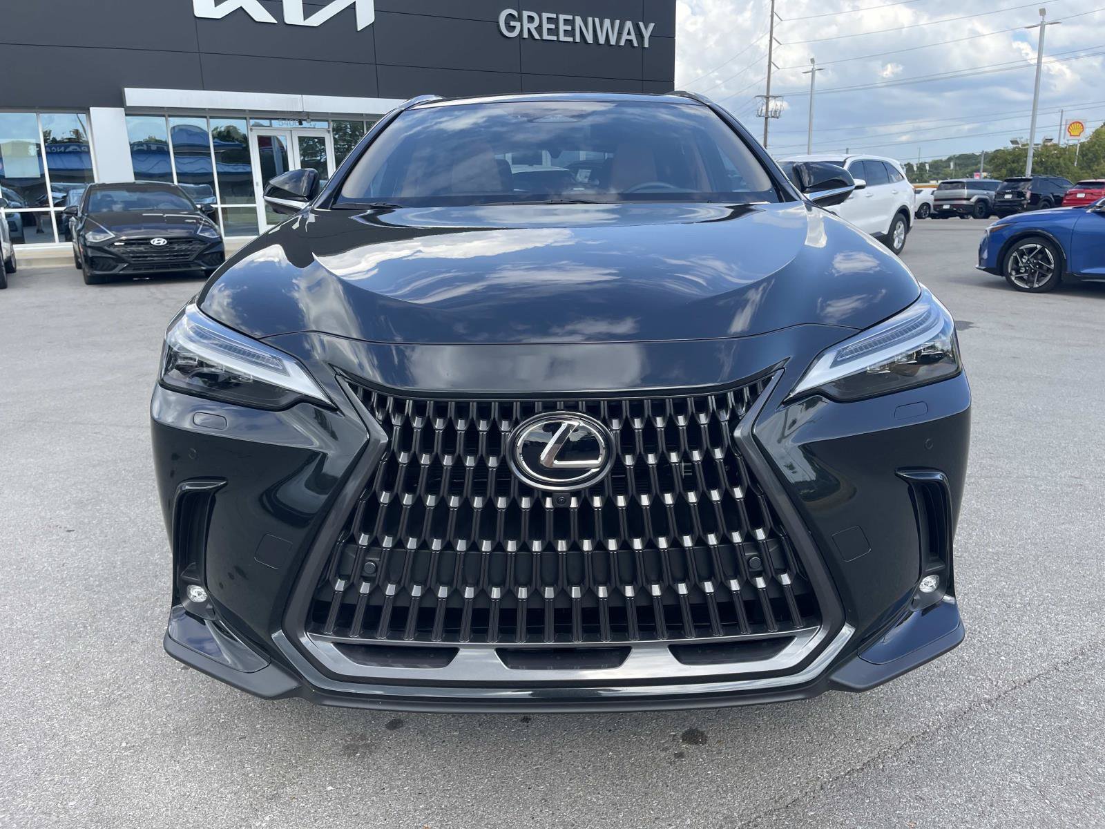 Used 2025 Lexus NX 450h+ AWD w/ Accessory Package (Z2) image 8