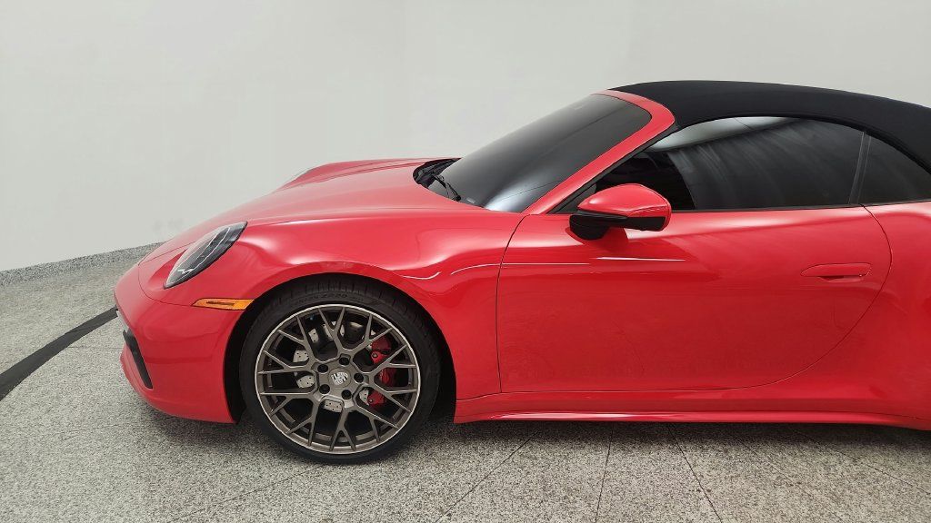 Used 2022 Porsche 911 Carrera S RWD image 12