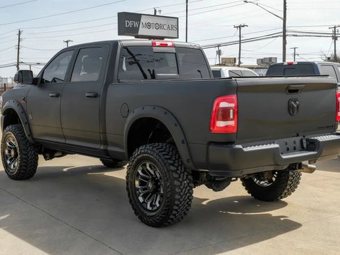 Used 2022 RAM 2500 Big Horn w/ Level C Equiment Group AWD/4WD image 9