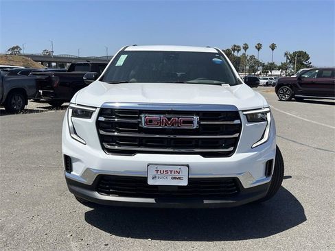 New 2025 GMC Acadia Elevation image 8