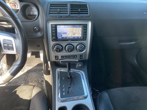 Used 2013 Dodge Challenger SRT8 w/ Harman Kardon Audio Group image 11