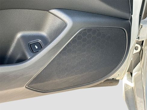 Used 2019 Honda Accord EX image 18