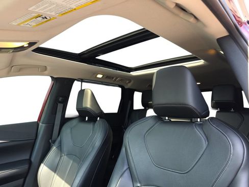 Used 2023 INFINITI QX60 Sensory w/ Cargo Package AWD/4WD image 29
