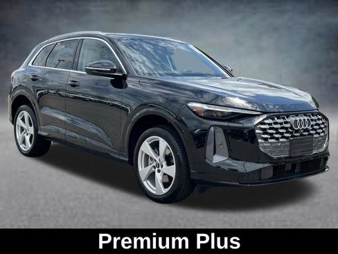 Used 2025 Audi Q5 Premium Plus AWD/4WD image 6
