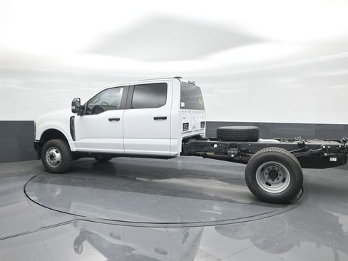 New 2025 Ford F350 XL AWD/4WD image 27