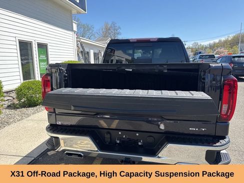 Used 2023 GMC Sierra 1500 SLT w/ SLT Premium Package AWD/4WD image 25