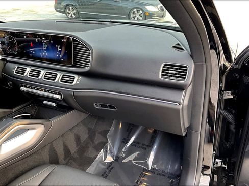Used 2025 Mercedes-Benz GLE 350 4MATIC image 18