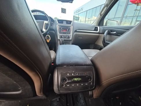 Used 2016 GMC Acadia SLT w/ Open Road Package FWD image 12