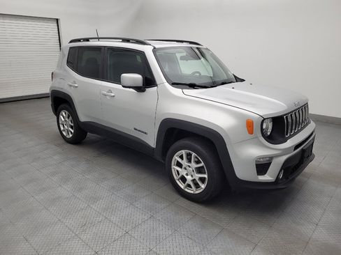Used 2020 Jeep Renegade Latitude w/ Cold Weather Group AWD/4WD image 11