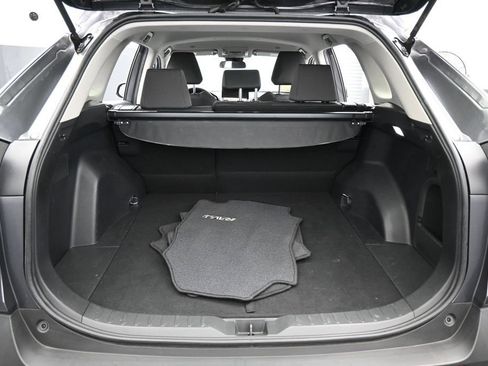 Used 2024 Toyota RAV4 XLE AWD/4WD image 32