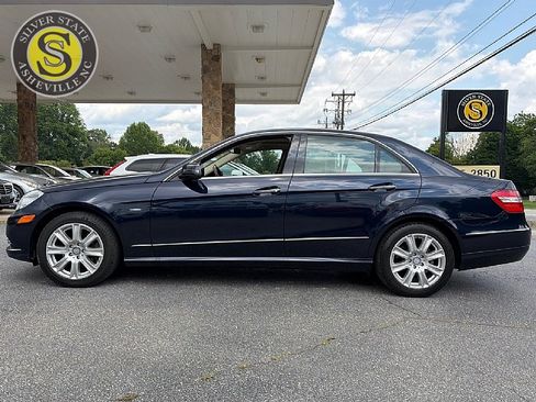 Used 2012 Mercedes-Benz E 350 4MATIC Sedan image 3