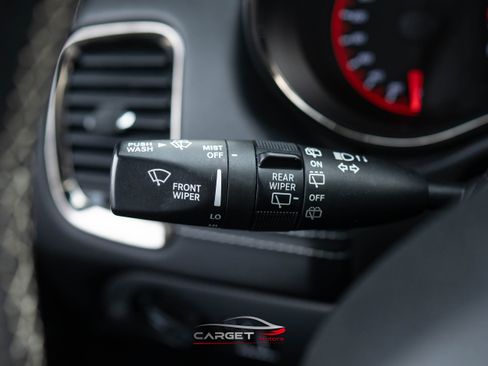 Used 2018 Dodge Durango SRT w/ SRT Interior Appearance Group image 28