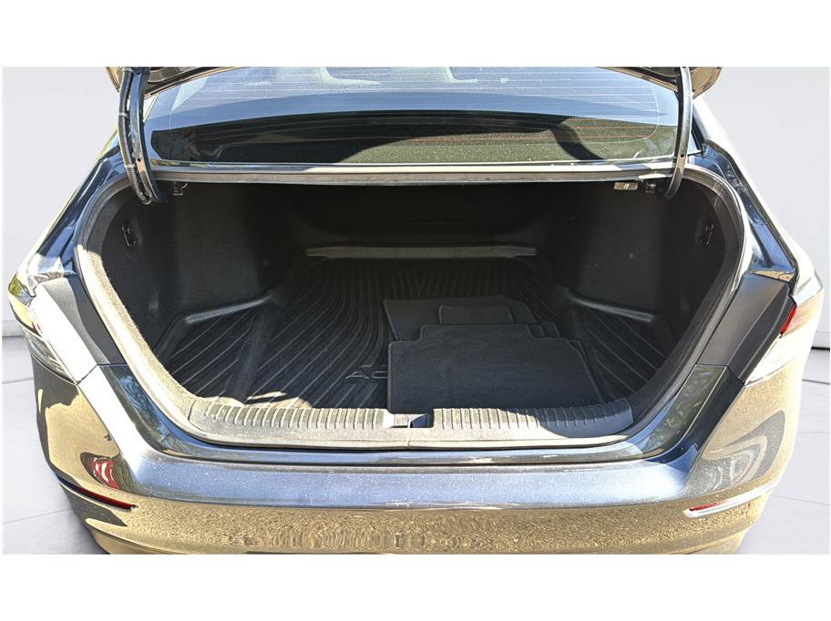 Used 2023 Honda Accord LX image 12