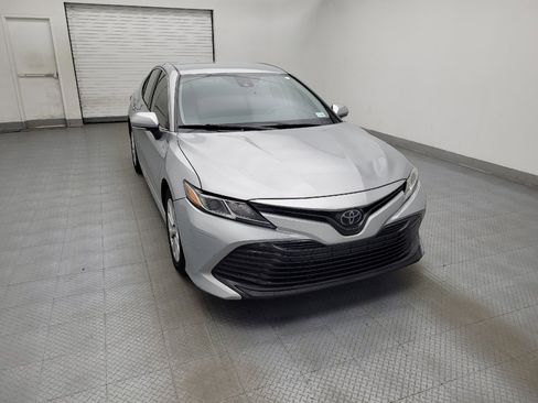 Used 2020 Toyota Camry LE w/ Convenience Package image 14