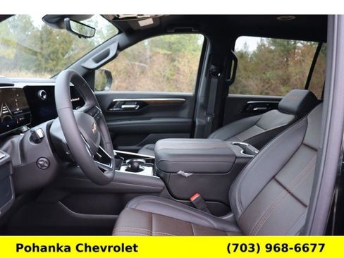 New 2026 Chevrolet Suburban High Country AWD/4WD image 21