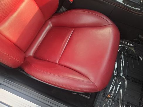 Used 2015 Mercedes-Benz SLK 250 w/ Premium Package image 30
