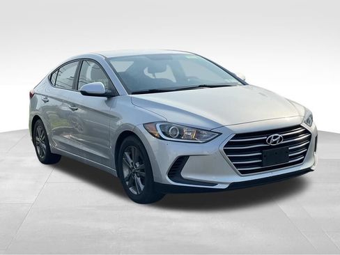 Used 2018 Hyundai Elantra SEL w/ Cargo Package FWD image 3