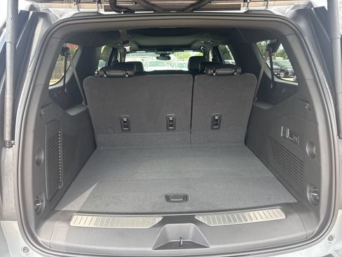 New 2026 GMC Yukon XL AT4 AWD/4WD image 22