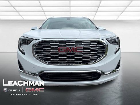 Used 2019 GMC Terrain Denali w/ Comfort Package FWD image 10