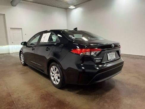 Used 2024 Toyota Corolla LE FWD image 36