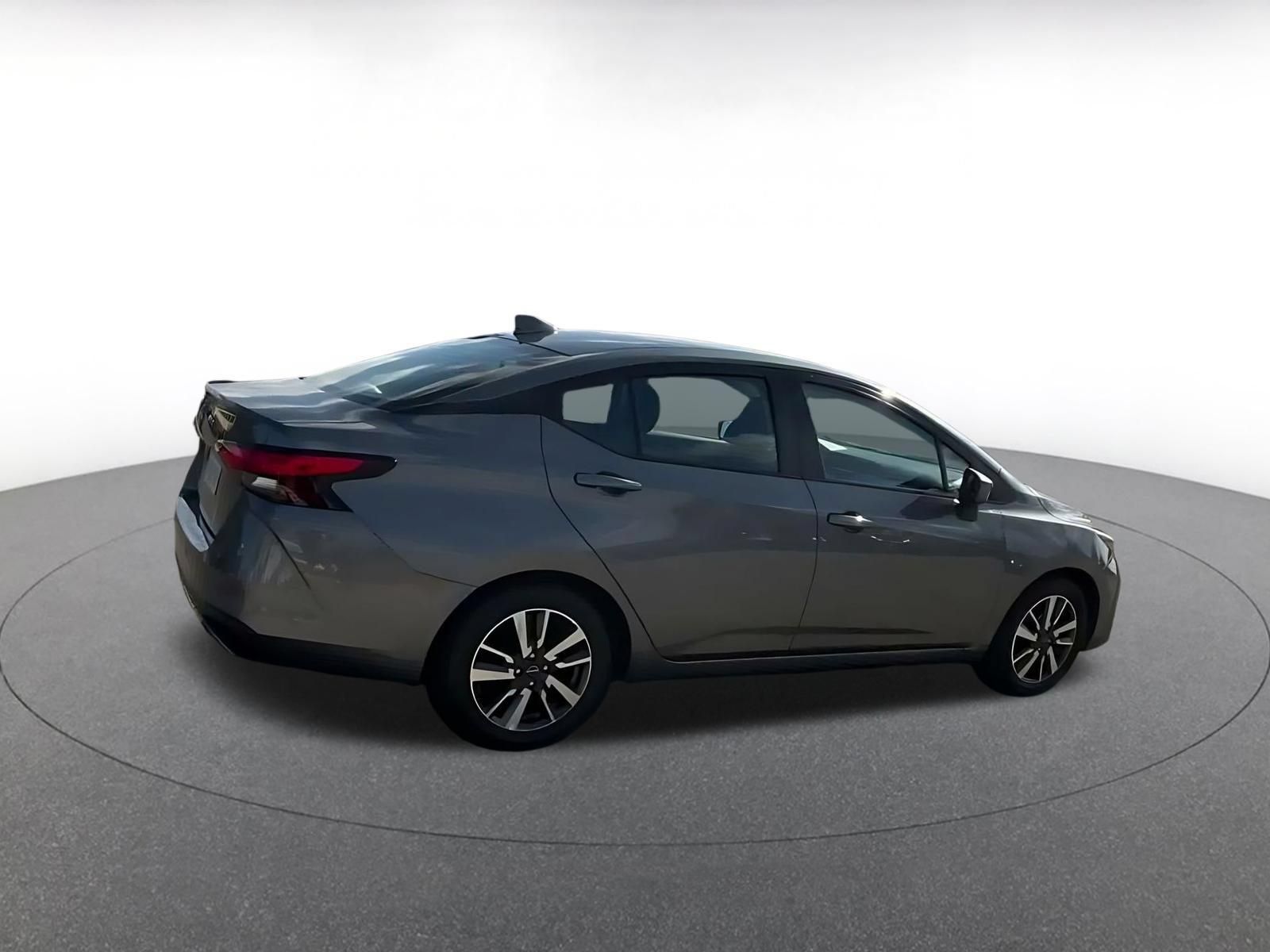 Used 2025 Nissan Versa SV FWD image 14