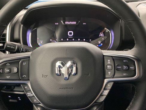 Used 2025 RAM 1500 Big Horn AWD/4WD image 15
