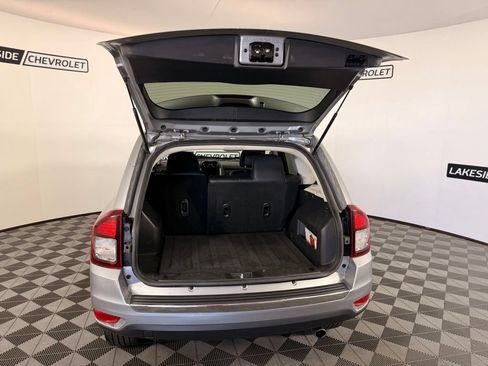 Used 2016 Jeep Compass High Altitude FWD image 12