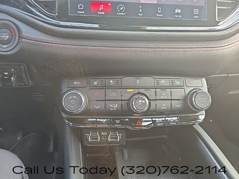 Used 2024 Dodge Durango R/T AWD/4WD image 15