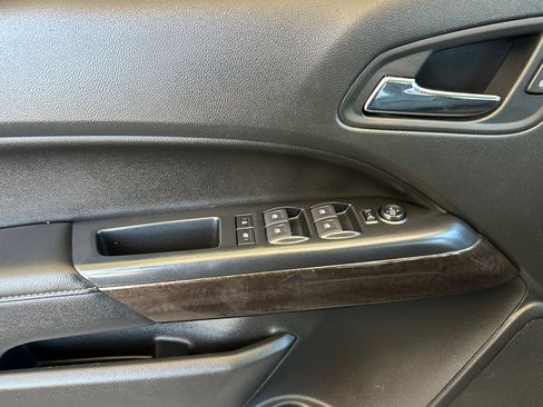 Certified 2022 GMC Canyon Elevation image 11