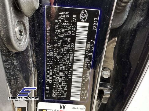 Used 2021 Toyota Avalon XLE image 19