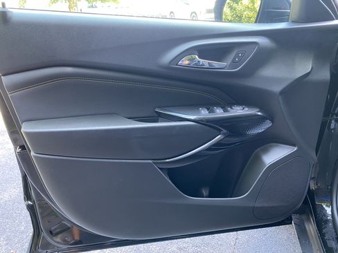 Used 2026 Chevrolet Trax LT FWD image 15