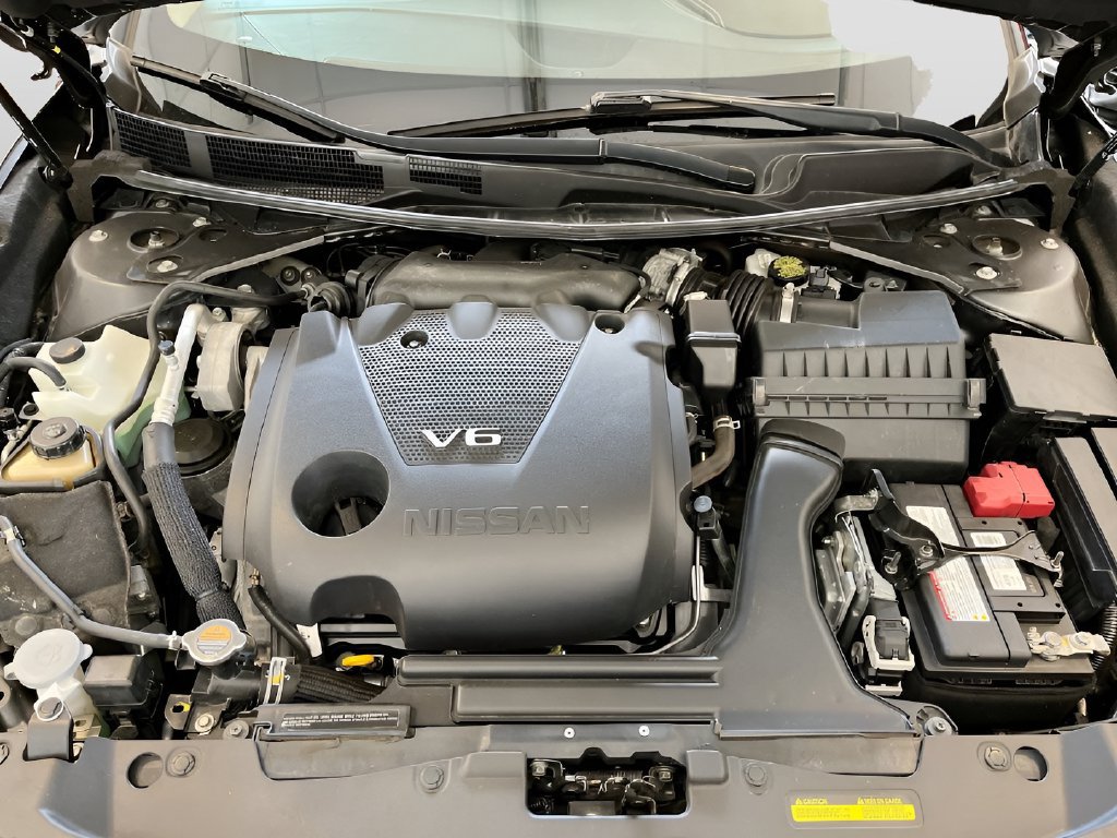 Used 2021 Nissan Maxima Platinum w/ Sport Mat Group FWD image 32