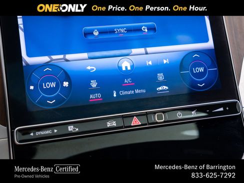 Used 2023 Mercedes-Benz GLC 300 4MATIC image 32