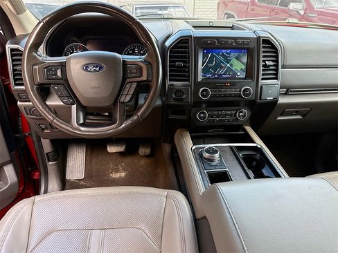 Used 2021 Ford Expedition Limited image 25