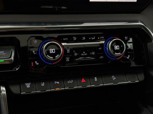 New 2025 GMC Sierra 2500 Denali w/ Denali Reserve Package image 31