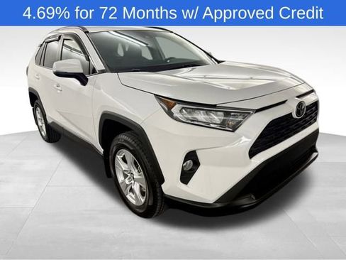 Used 2020 Toyota RAV4 XLE w/ Convenience Package image 1