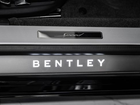 Used 2024 Bentley Flying Spur W12 image 56