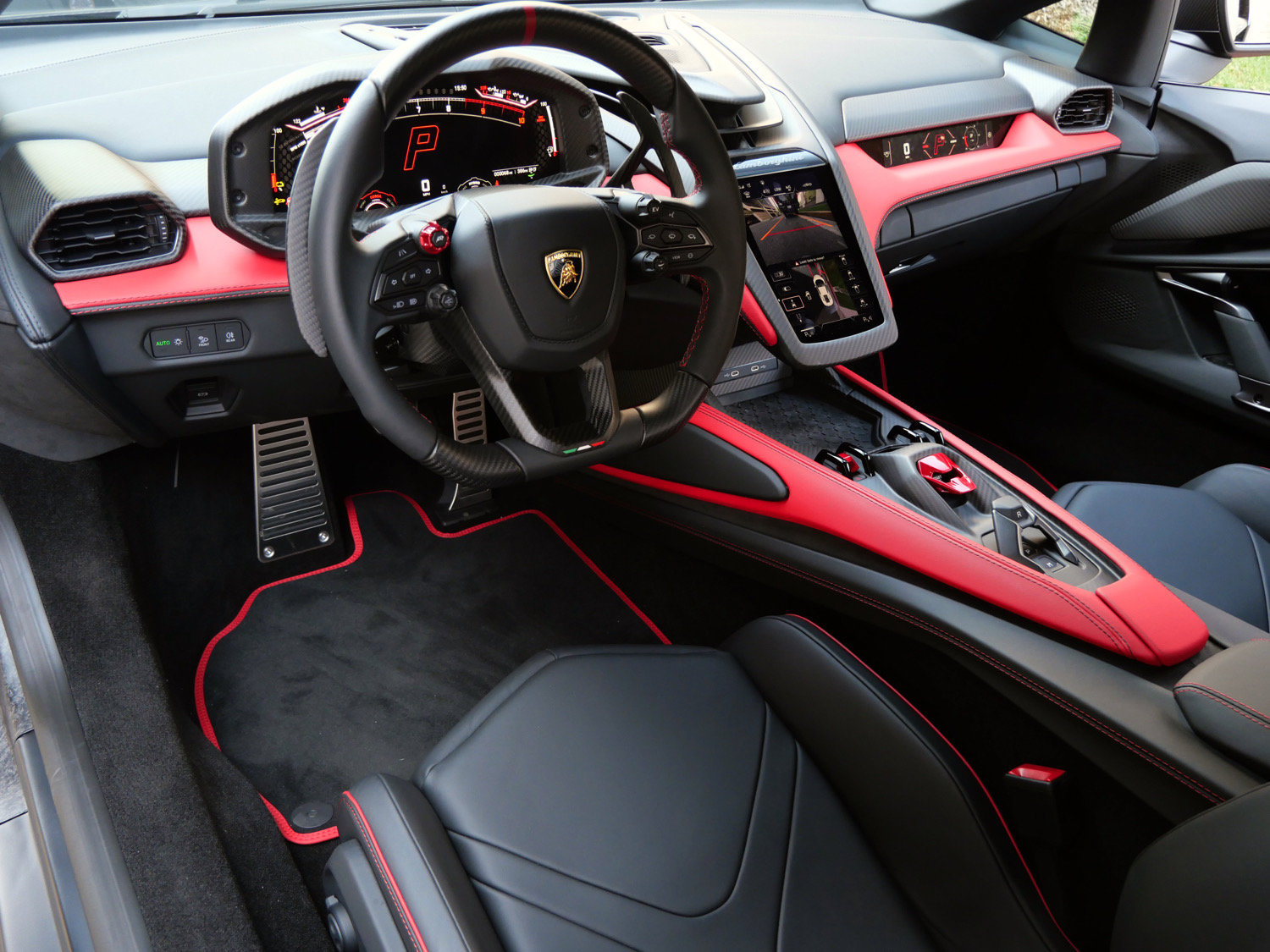 Used 2024 Lamborghini Revuelto AWD/4WD image 7