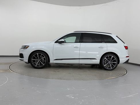 Used 2024 Audi Q7 3.0T Prestige AWD/4WD image 2