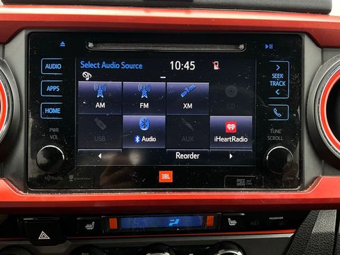 Used 2016 Toyota Tacoma TRD Sport image 34