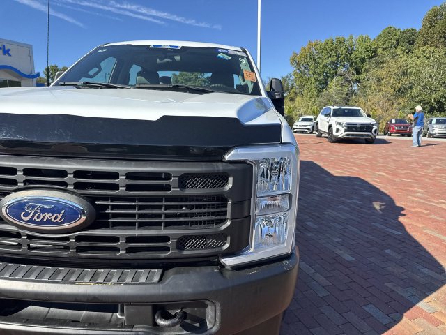 Used 2024 Ford F350 XL AWD/4WD image 22