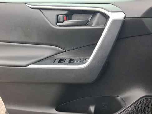 Certified 2024 Toyota RAV4 LE AWD/4WD image 11