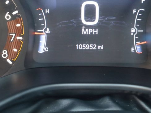 Used 2022 Jeep Compass Latitude AWD/4WD image 10